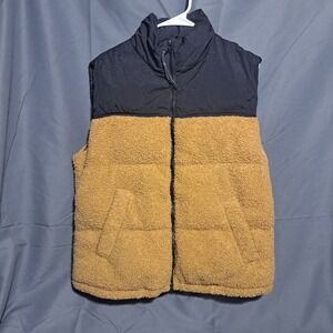 Wild Fable Women's Small‎ Oversized Puffy Vest Brown Black 100% Polyester